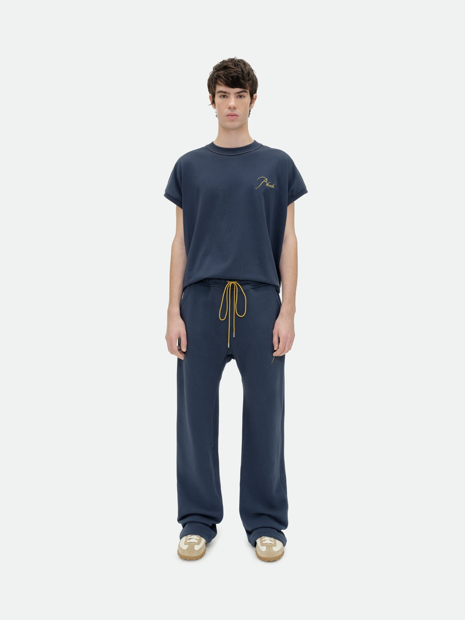 CLASSIQUE CUTOFF SLEEVE TOP