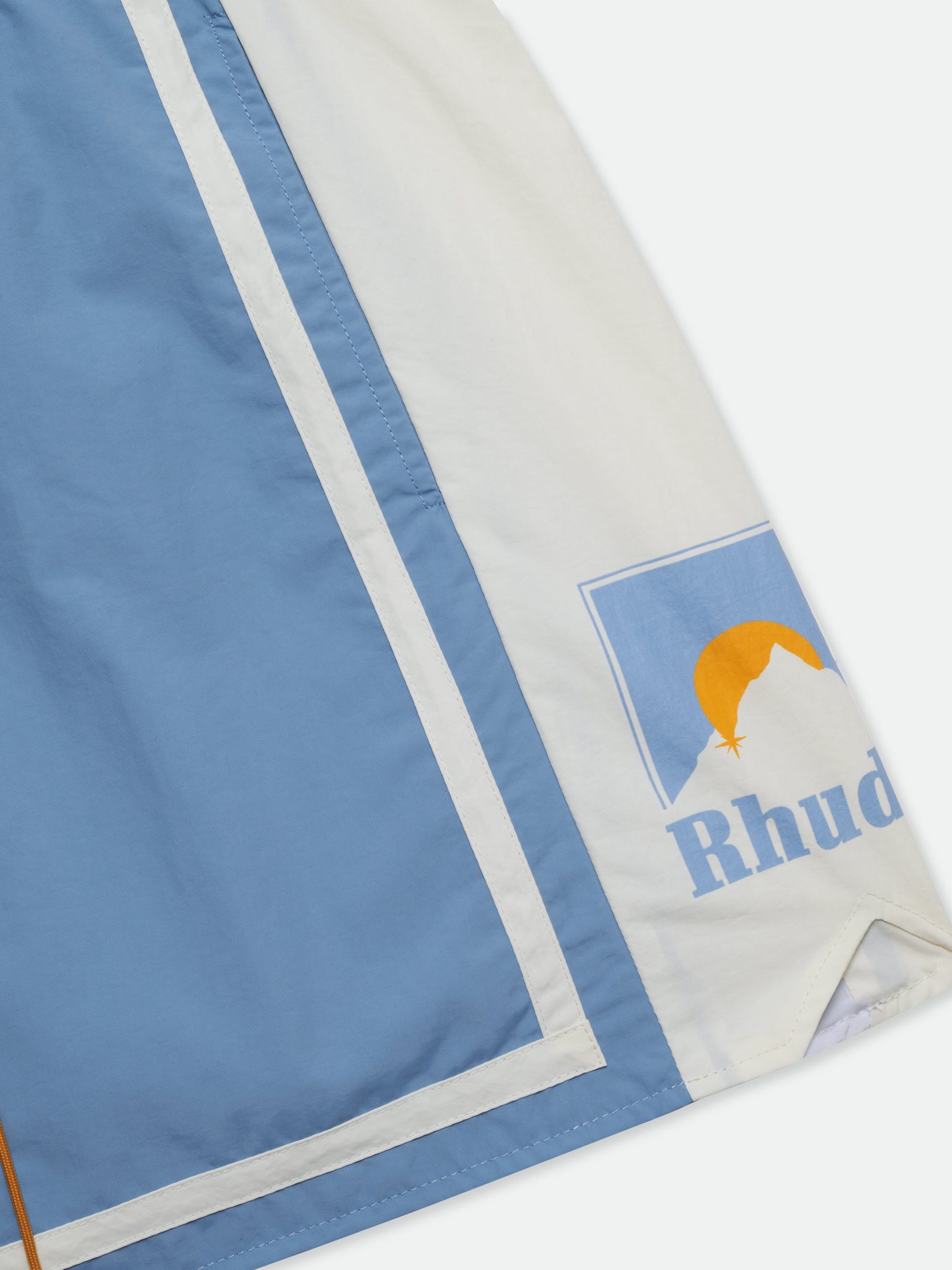 MOONLIGHT SHORT