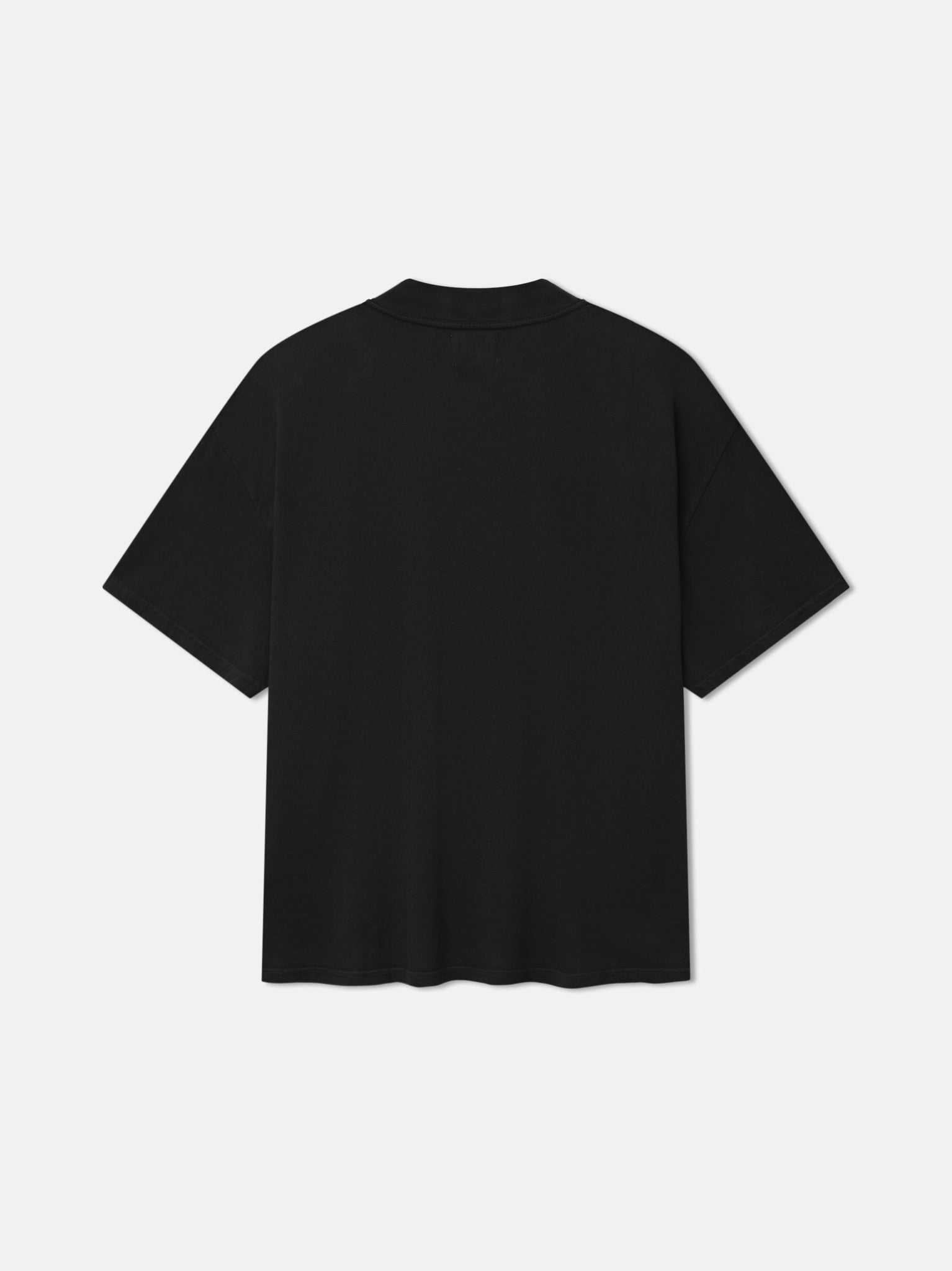 CLASSIQUE MOCK NECK TEE